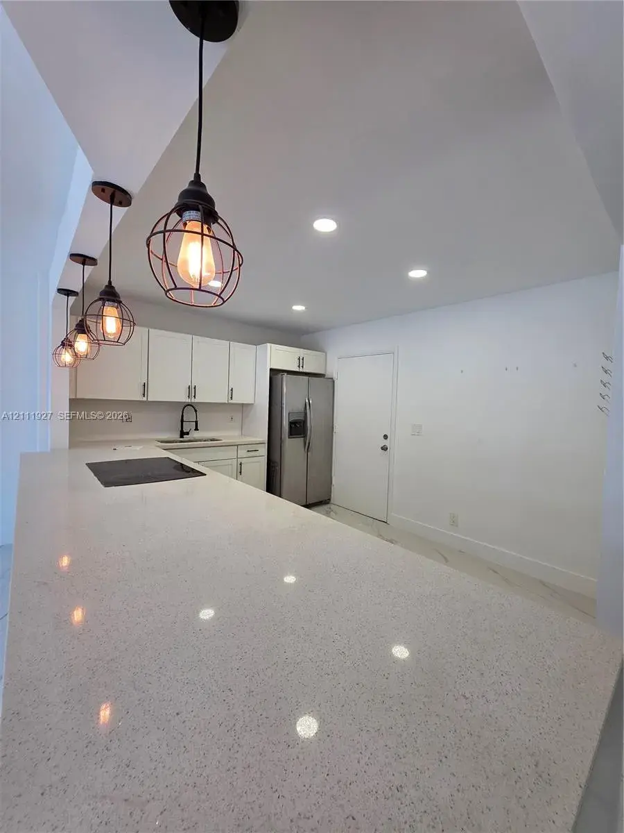 4751 NW 21st St # 106, Lauderhill FL 33313