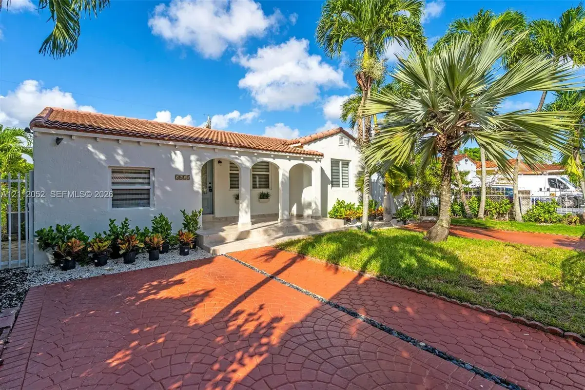 5635 SW 5th Ter, Miami FL 33134