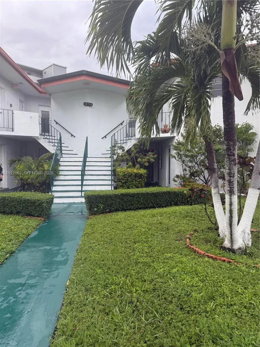 1 bedroom 1 bath Residential for sale at 18750 NE 18th Ave # 151, Miami FL 33179