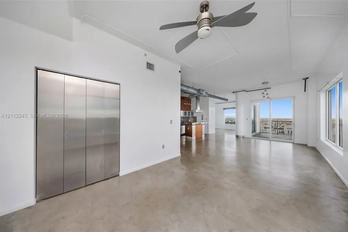 10 SW South River Dr, Miami FL 33130