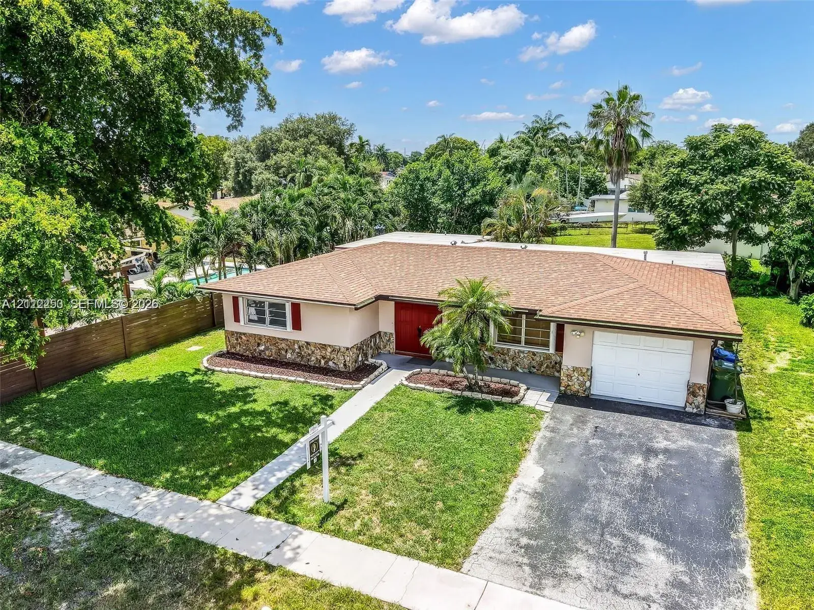 3 bedroom 2 bath Residential for sale at 500 NW 96th Ter, Pembroke Pines FL 33024