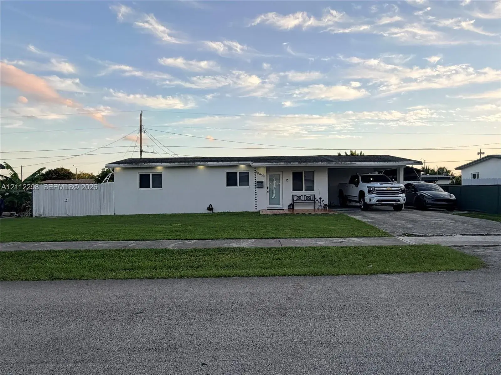 3 bedroom 2 bath Residential for sale at 10450 SW 149th St, Miami FL 33176
