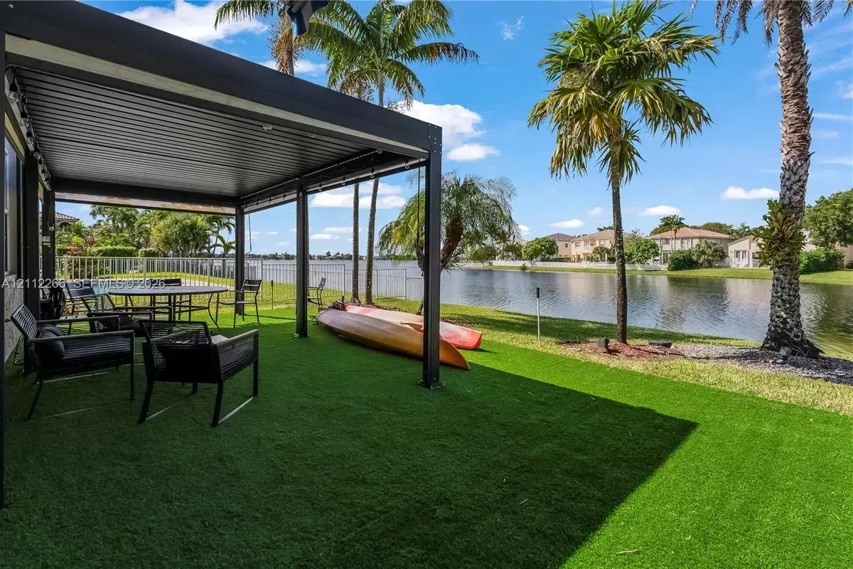 5046 SW 162nd Ave, Miramar FL 33027