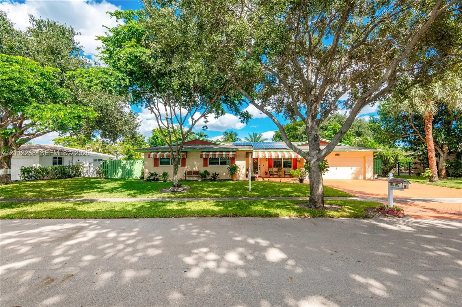 4 bedroom 3 bath Residential for sale at 5941 SW 16th Ct, Plantation FL 33317