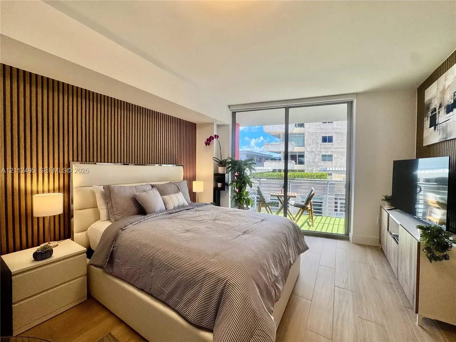 90 NE 32nd St # 613, Miami FL 33137