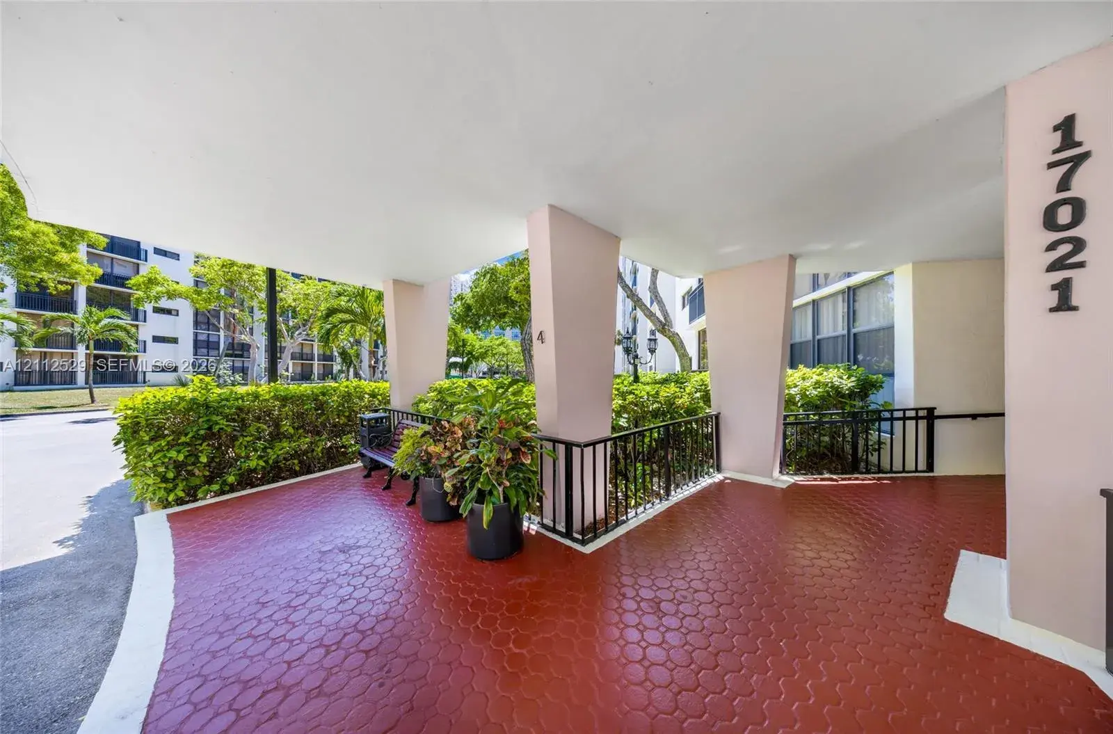 2 bedroom 2 bath Residential Lease for rent at 17021 N Bay Rd # 101, Sunny Isles Beach FL 33160