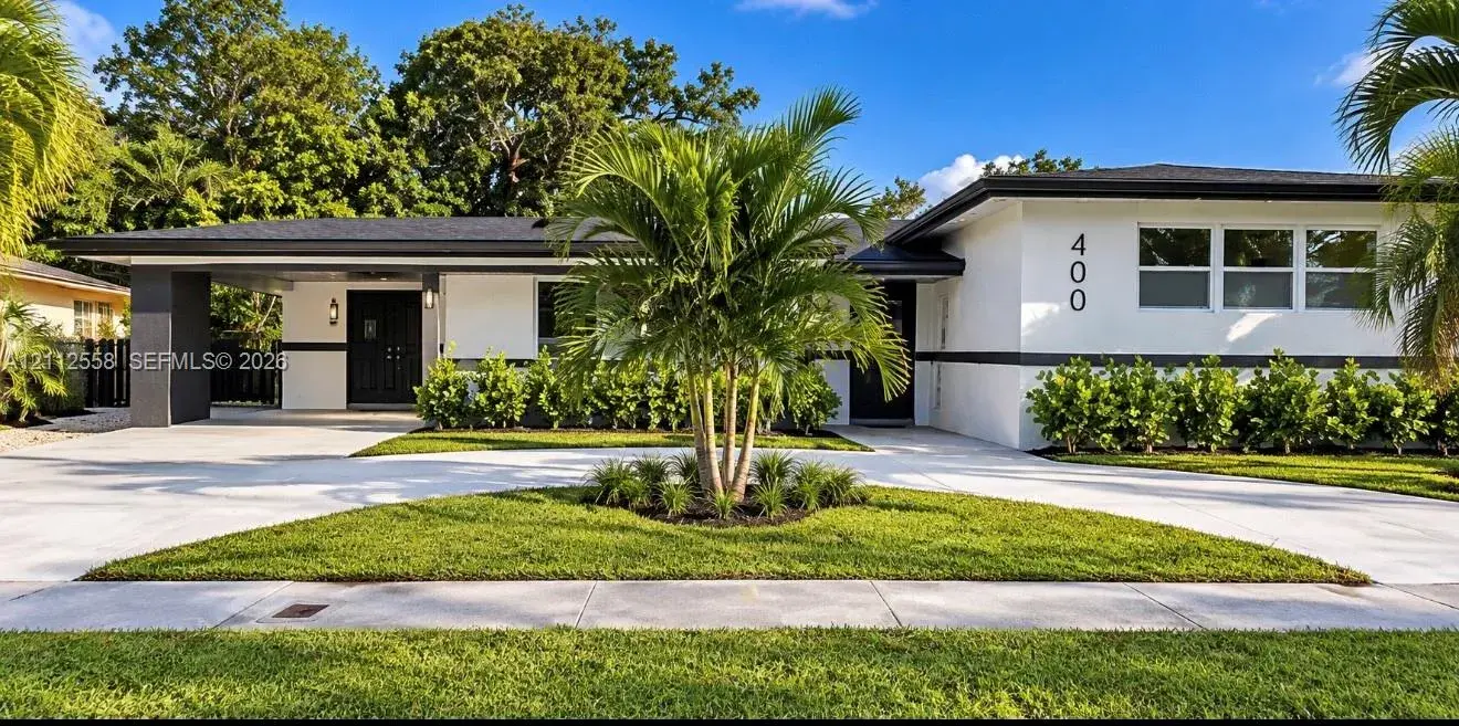 3 bedroom 2 bath Residential for sale at 400 SW 31st Ave, Fort Lauderdale FL 33312