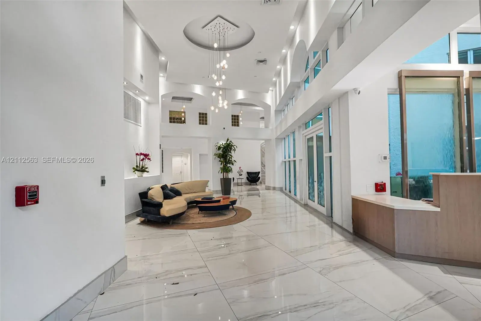 3330 NE 190th St # 2016, Aventura FL 33180