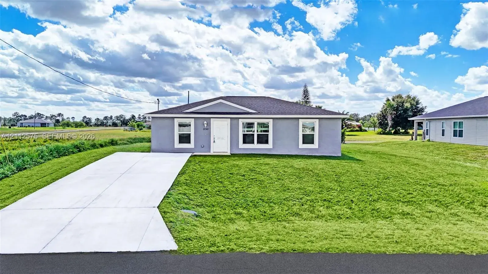 3 bedroom 2 bath Residential for sale at 9041 E Broad, La Belle FL 33935