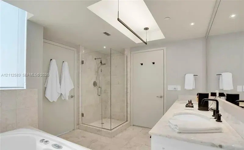 1331 Brickell Bay Dr # 2602, Miami FL 33131