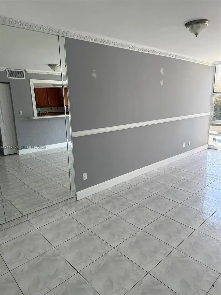 1 bedroom 1 bath Residential for sale at 210 172 ST # 326, Sunny Isles Beach FL 33160