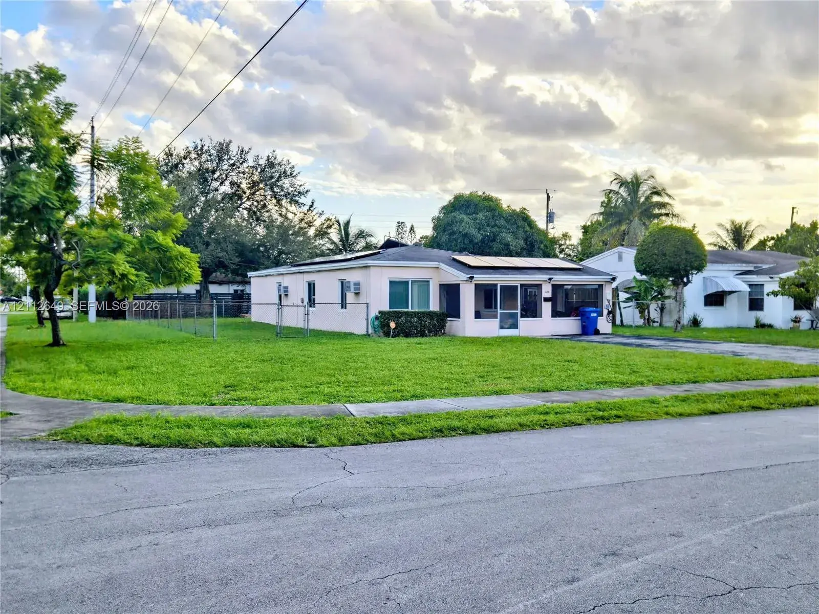 3 bedroom 2 bath Residential for sale at 1698 NE 177th St, North Miami Beach FL 33162