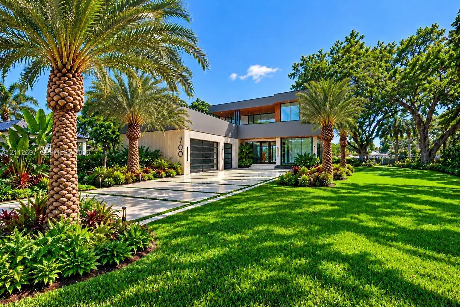 6 bedroom 6 bath Residential for sale at 700 SW 12th Ave, Fort Lauderdale FL 33312