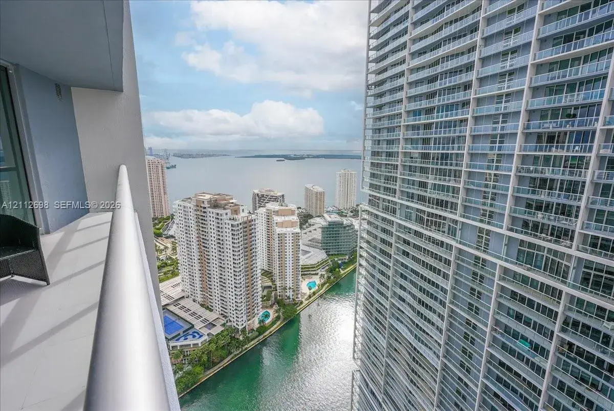475 Brickell Ave # 4511, Miami FL 33131