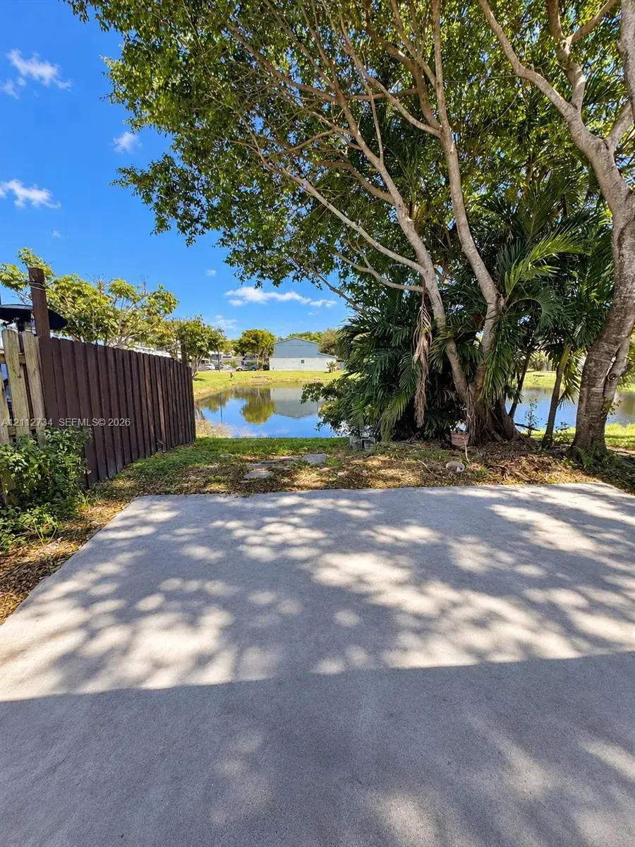 3625 SW 70th Ave # X, Miramar FL 33023