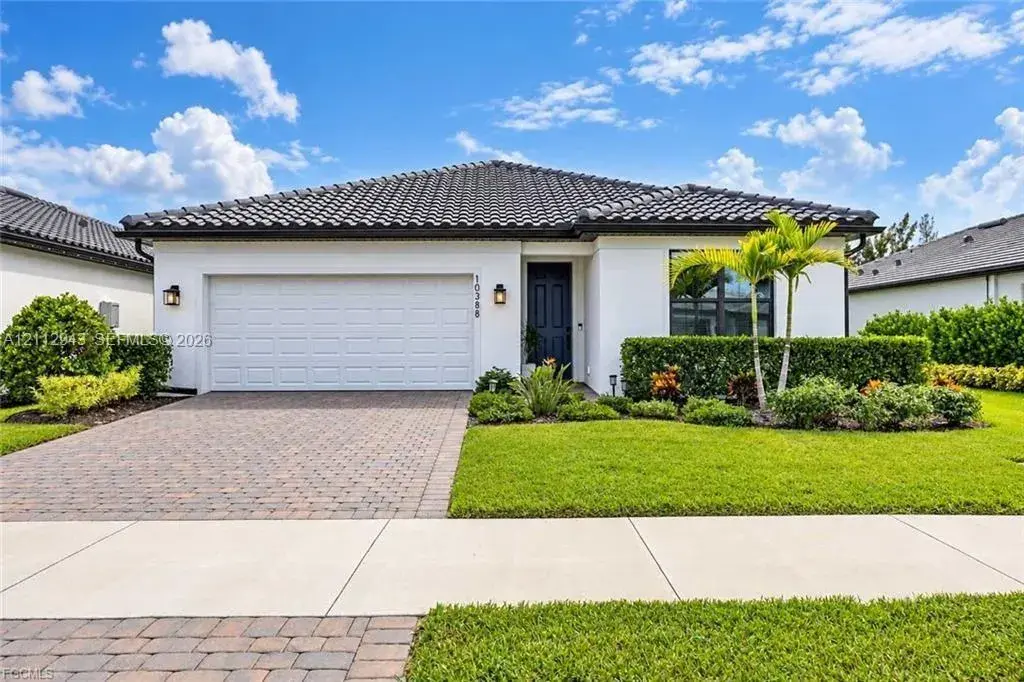 3 bedroom 2 bath Residential for sale at 10388 Maddox Ln, Bonita Springs FL 34135