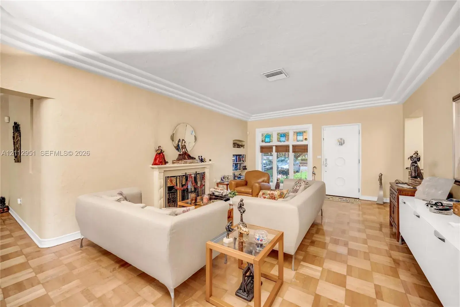 2200 Alhambra Cir, Coral Gables FL 33134
