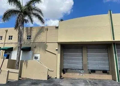 Commercial Sale for sale at 8558 NW 61st St, Miami FL 33166