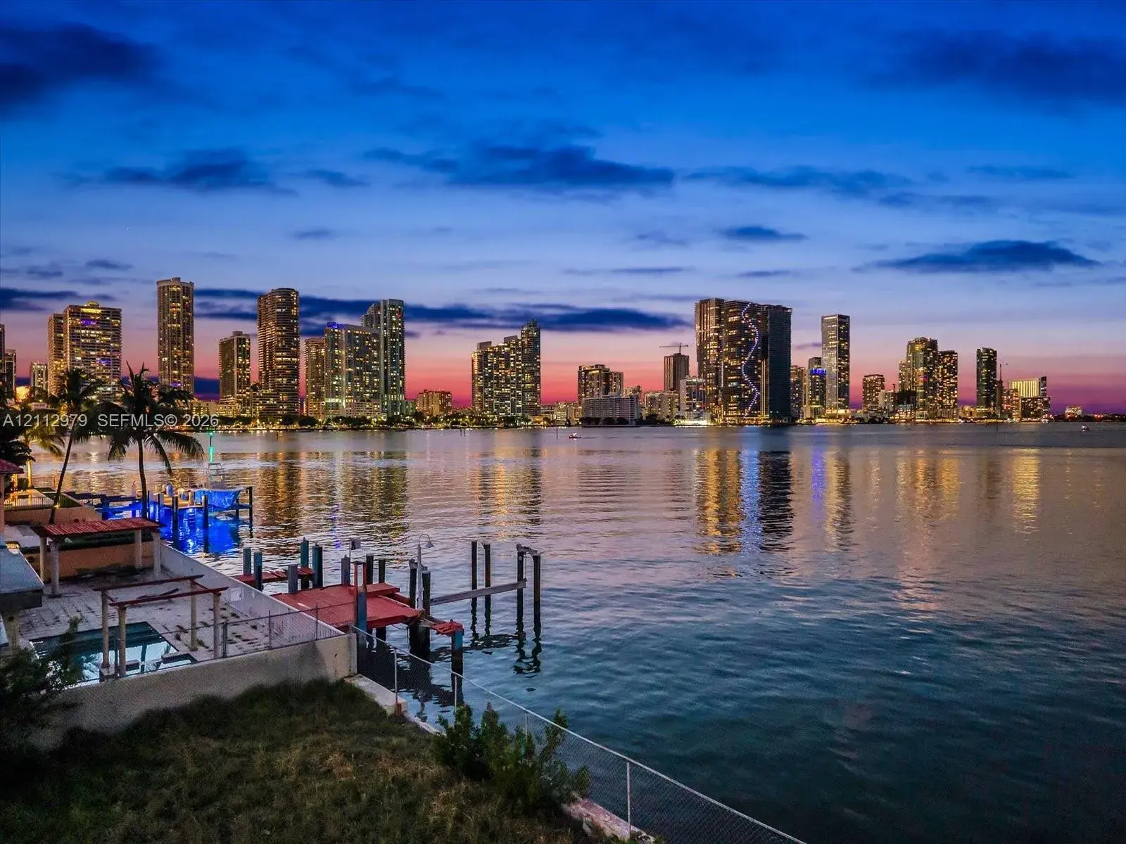851 N Venetian Dr, Miami FL 33139