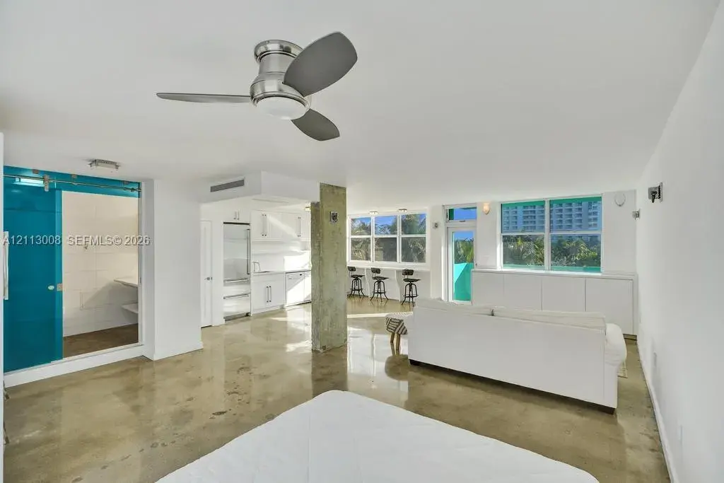301 Ocean Dr # 402, Miami Beach FL 33139