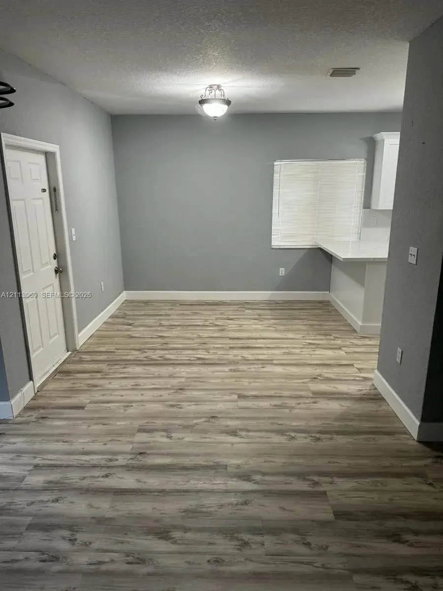 2270 NW 51st Ter, Miami FL 33142