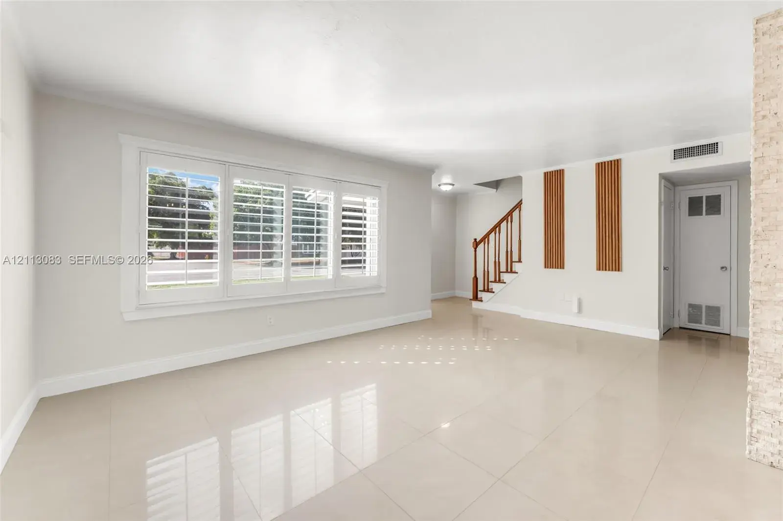 9975 SW 85th St, Miami FL 33173