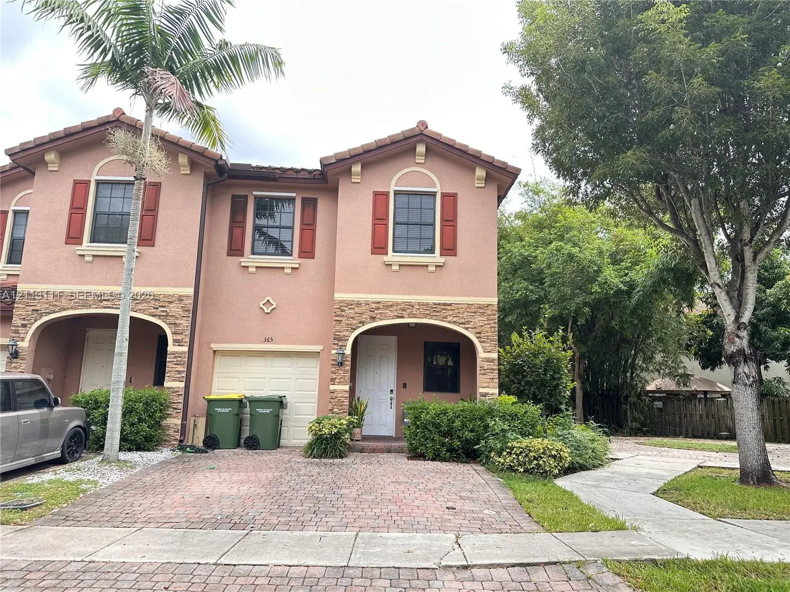 4 bedroom 2 bath Residential for sale at 365 SE 37th Ter, Homestead FL 33033