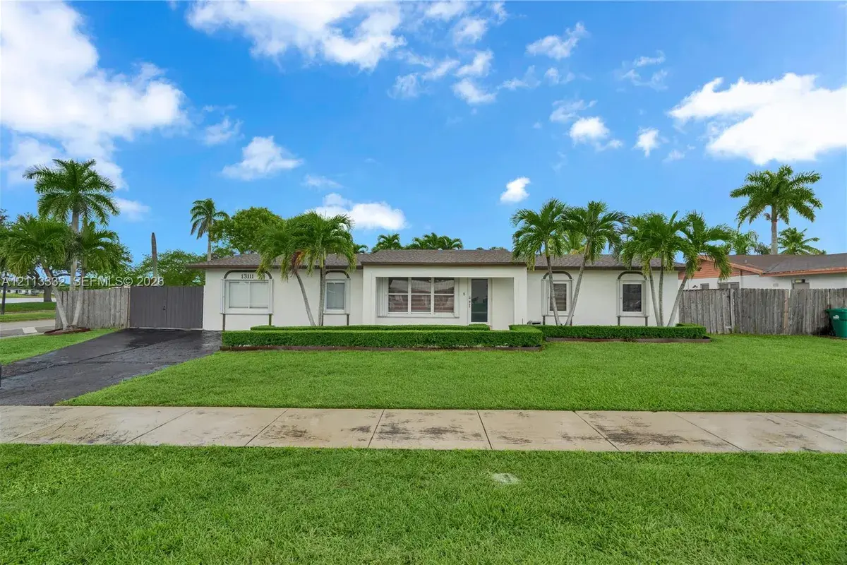 13111 SW 84th St, Miami FL 33183