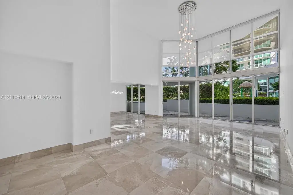 3131 NE 188th St # 303, Aventura FL 33180