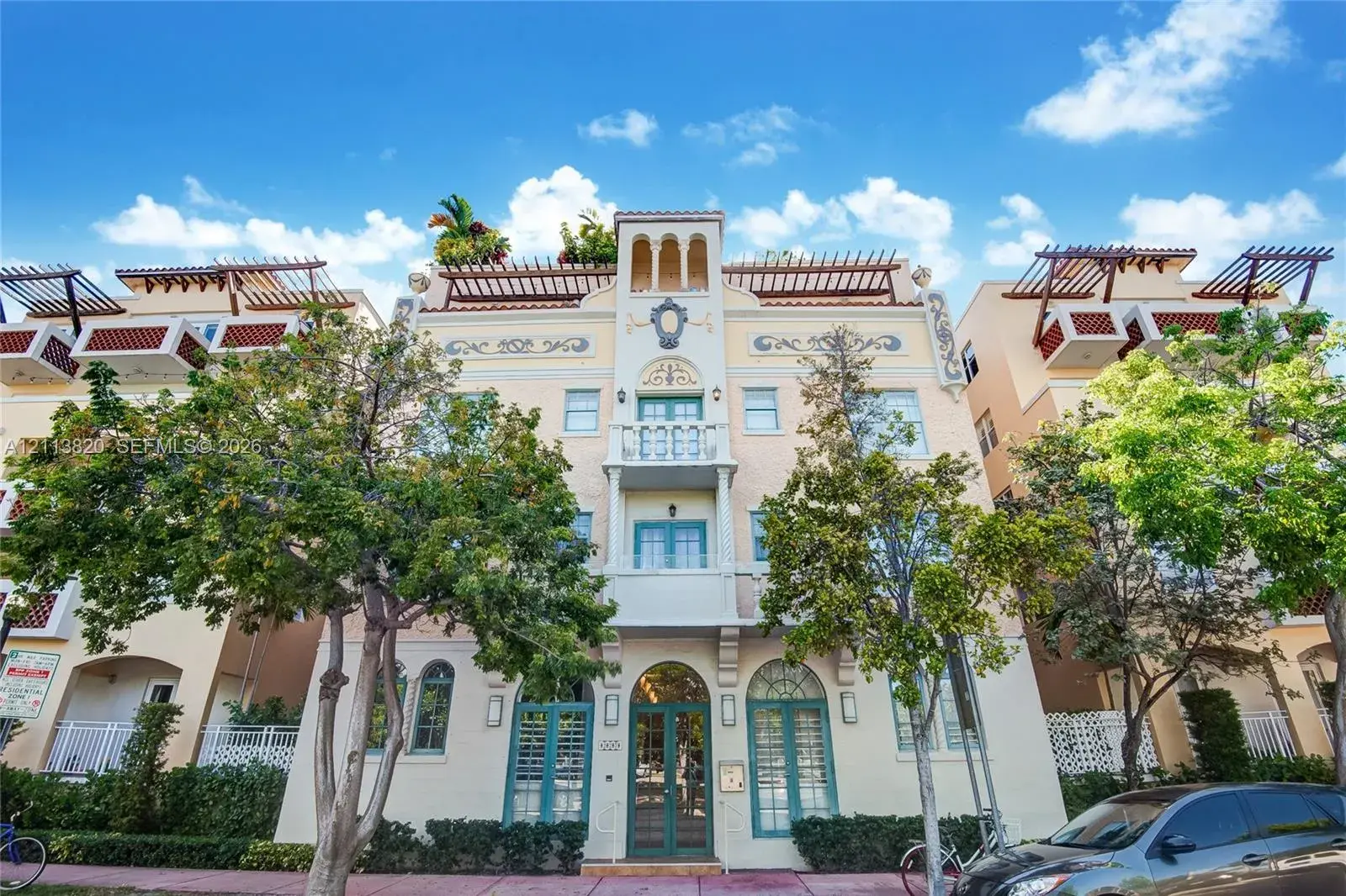 2 bedroom 2 bath Residential for sale at 227 Michigan Ave # 406, Miami Beach FL 33139