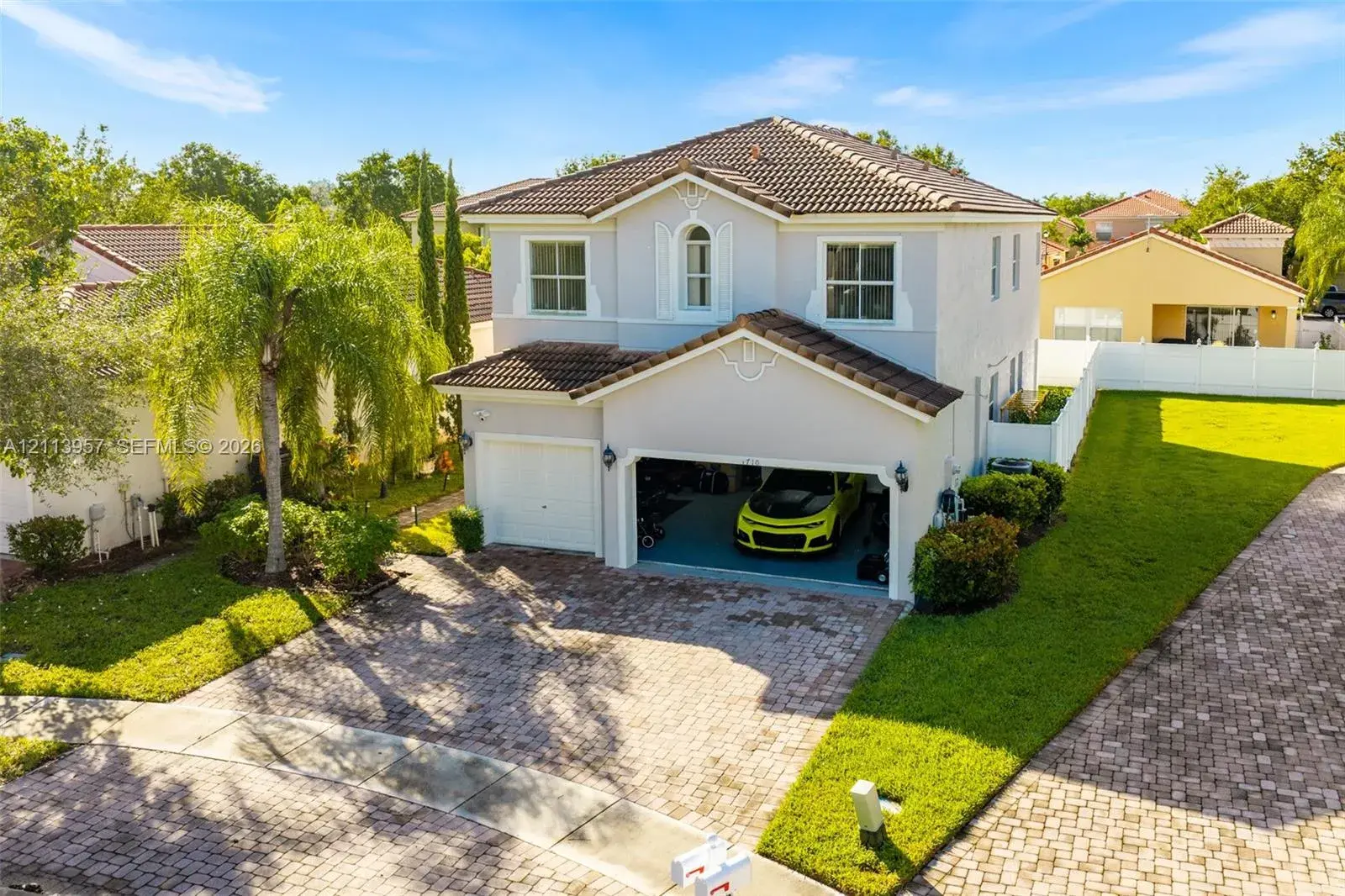 1710 NE 37th Pl, Homestead FL 33033