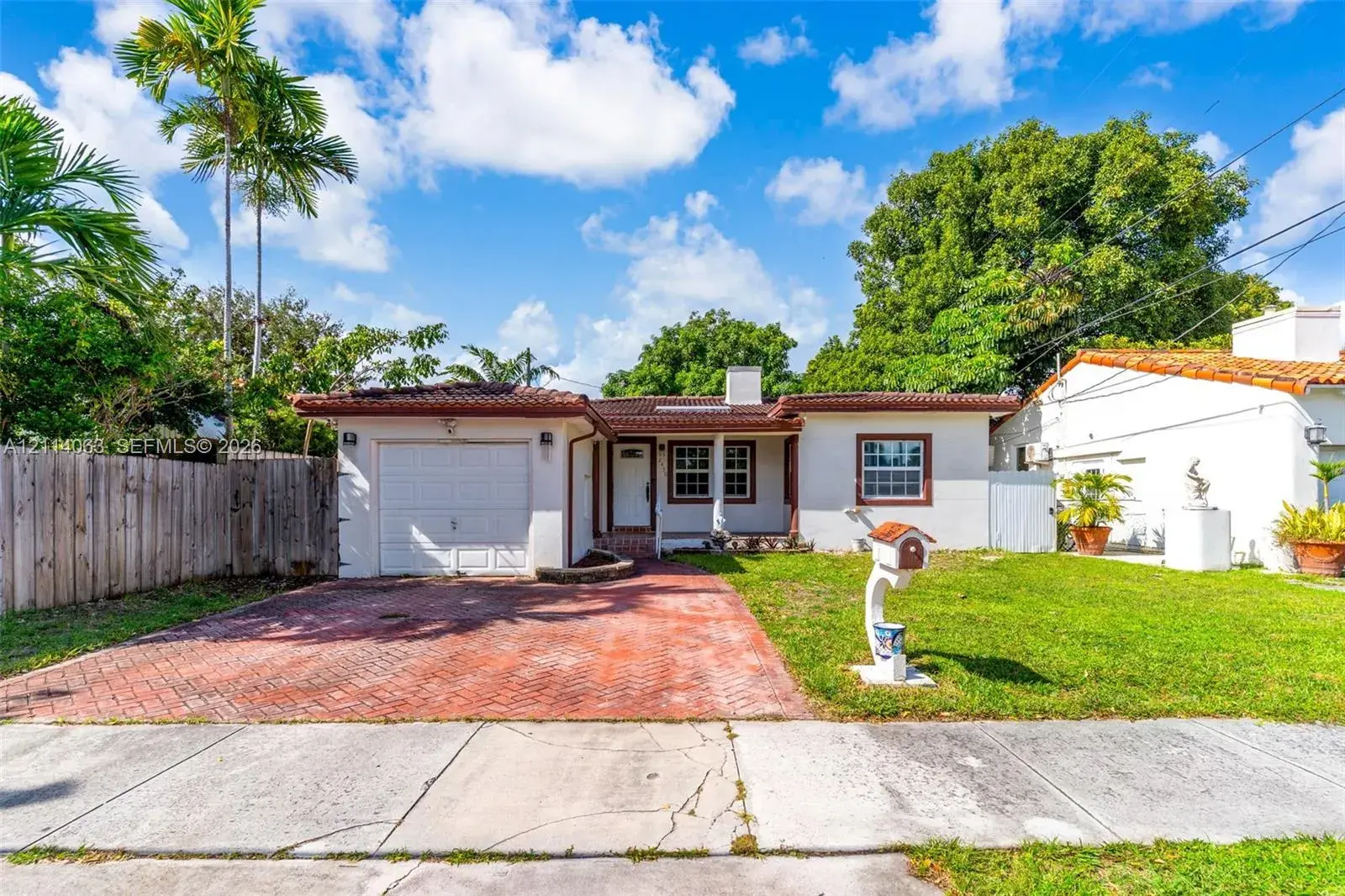 2 bedroom 2 bath Residential for sale at 2450 SW 7th Ave, Miami FL 33129
