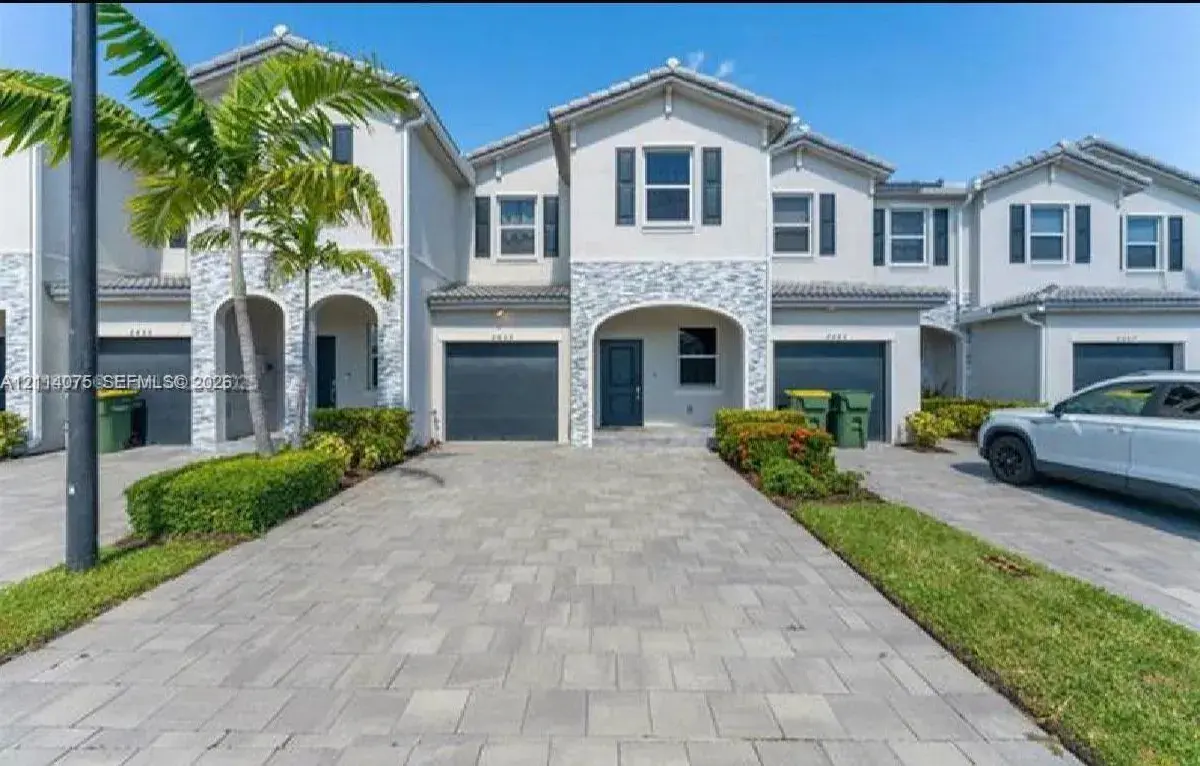 2659 SE 11th St, Homestead FL 33035