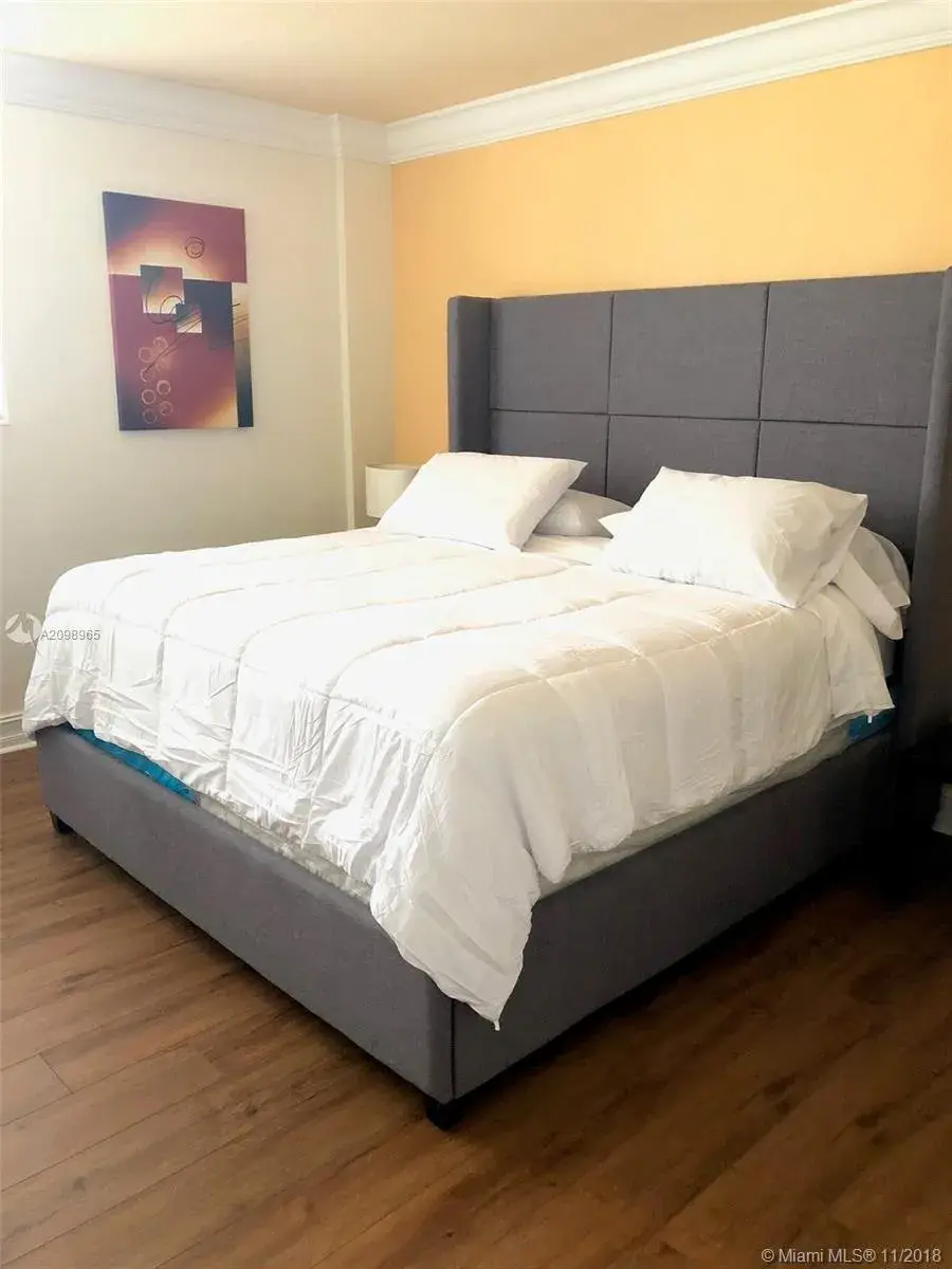 3801 S Ocean Dr # 11Y, Hollywood FL 33019
