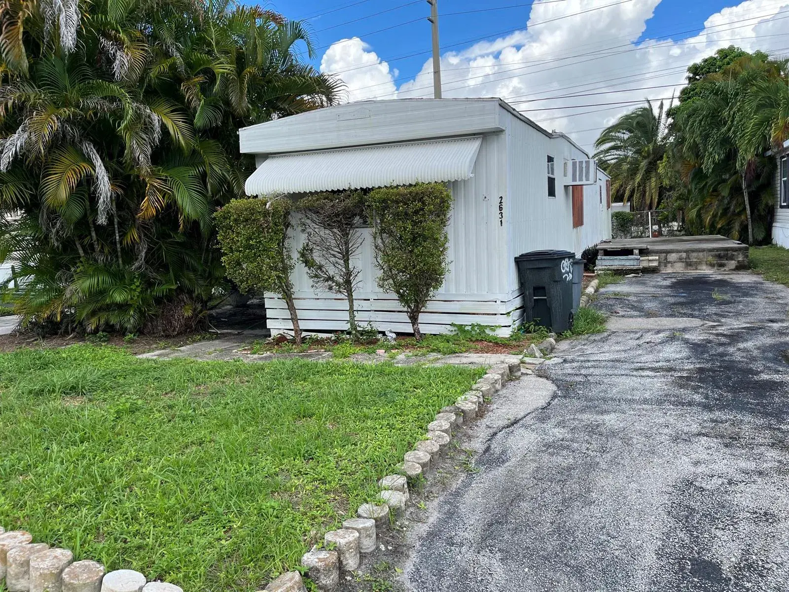 2 bedroom 1 bath Residential for sale at 2631 SW 54th Street, Fort Lauderdale FL 33312