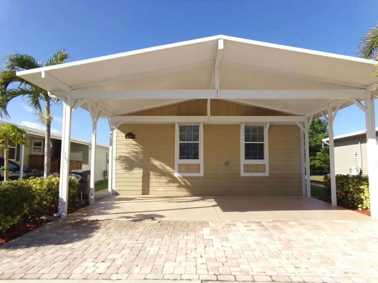 3 bedroom 2 bath Residential for sale at 147 Plantation Boulevard, FL 33467