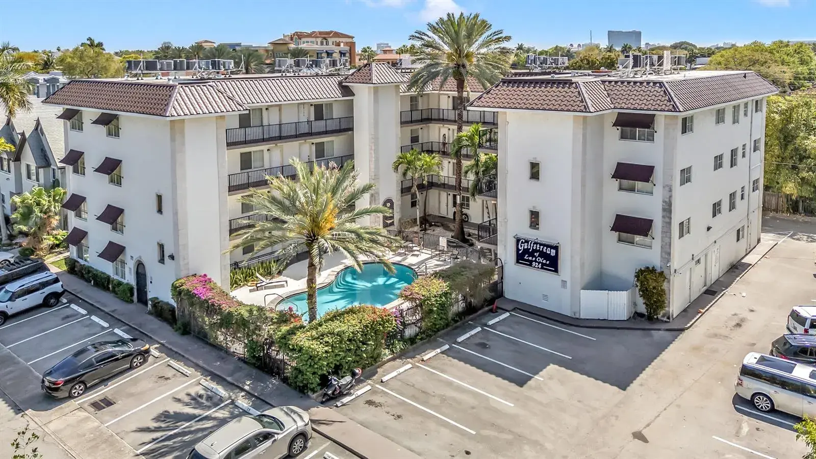 1 bedroom 1 bath Residential for sale at 924 SE 2nd Street # 32, Fort Lauderdale FL 33301