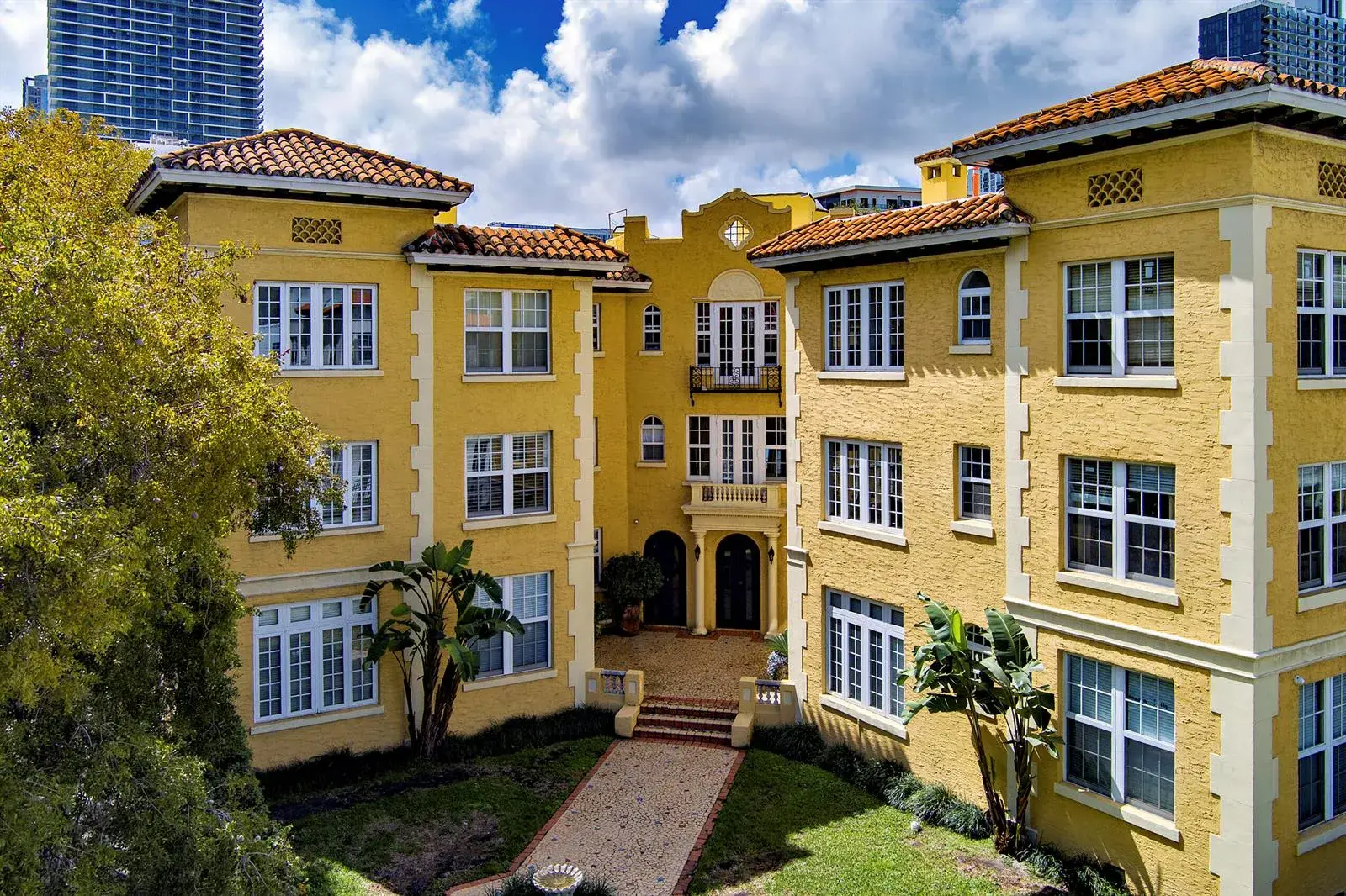 1 bedroom 1 bath Residential for sale at 3224 Biscayne Boulevard # A3, Miami FL 33137