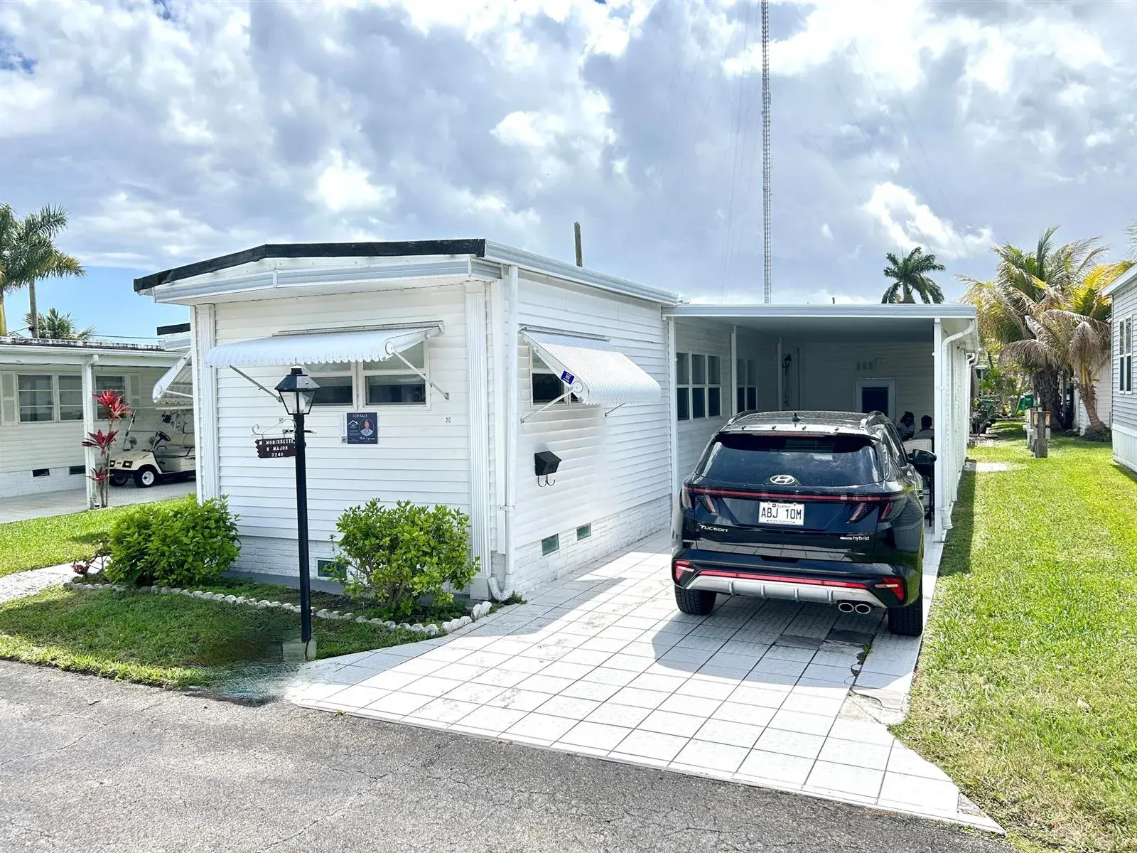 2 bedroom 1 bath Residential for sale at 3240 State Street, Hollywood FL 33021