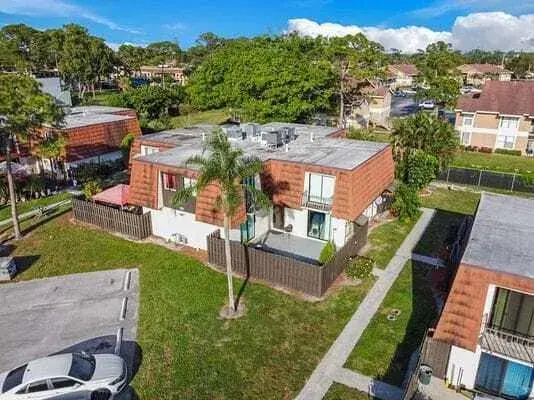 2168 White Pine Circle # D, FL 33415