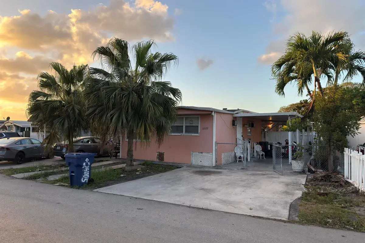 12877 SW 10th Street, Miami FL 33184