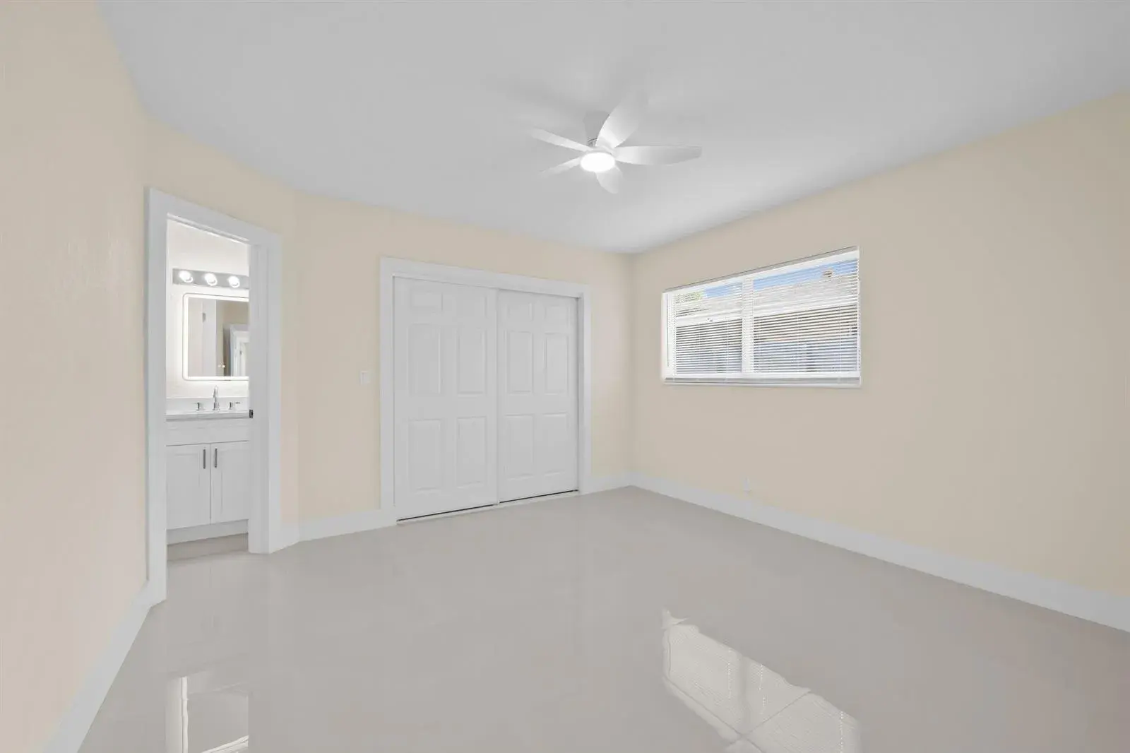 832 NE 12th Avenue # 1, Pompano Beach FL 33060 photo 5