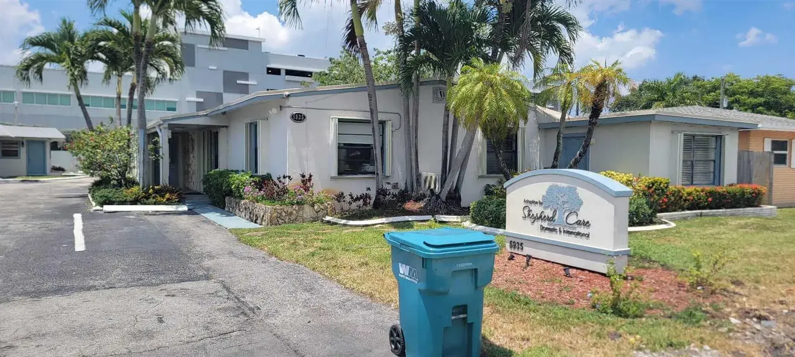 Commercial Sale for sale at 5935 Taft Street, Hollywood FL 33021