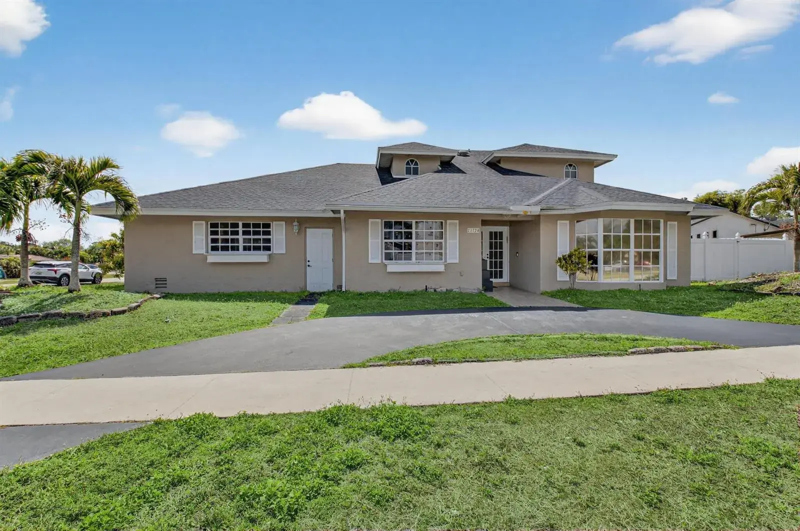 21724 Little Bear Way, Boca Raton FL 33428