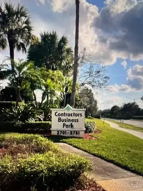 2781 Vista Parkway, West Palm Beach FL 33411