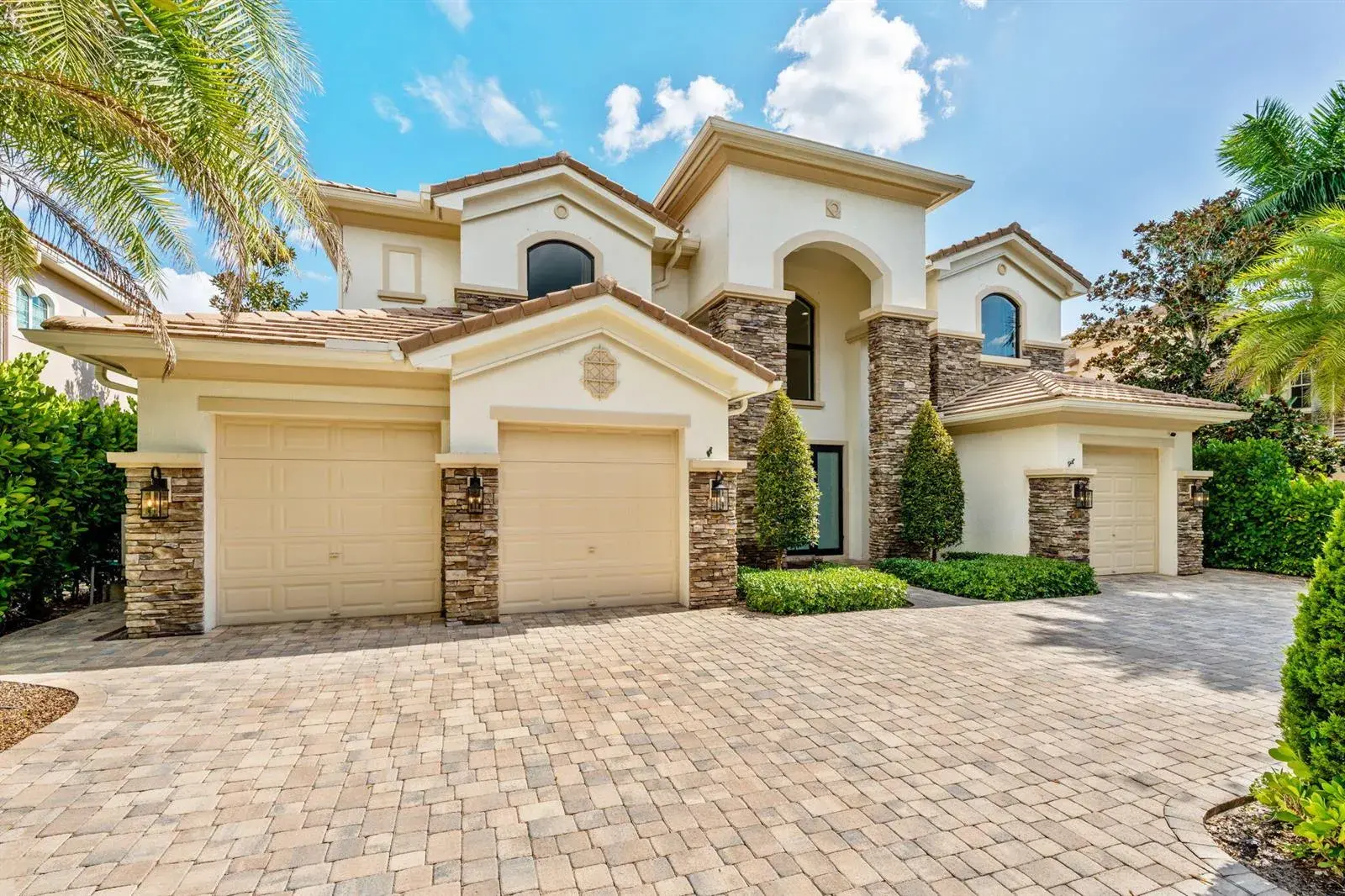647 Edgebrook Lane, Royal Palm Beach FL 33411