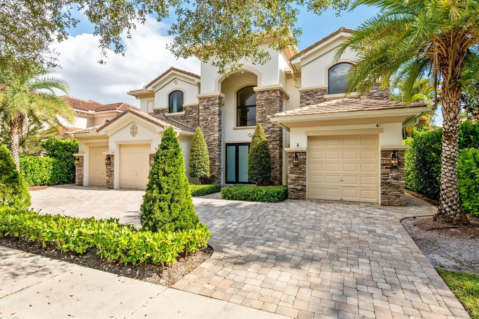 647 Edgebrook Lane, Royal Palm Beach FL 33411