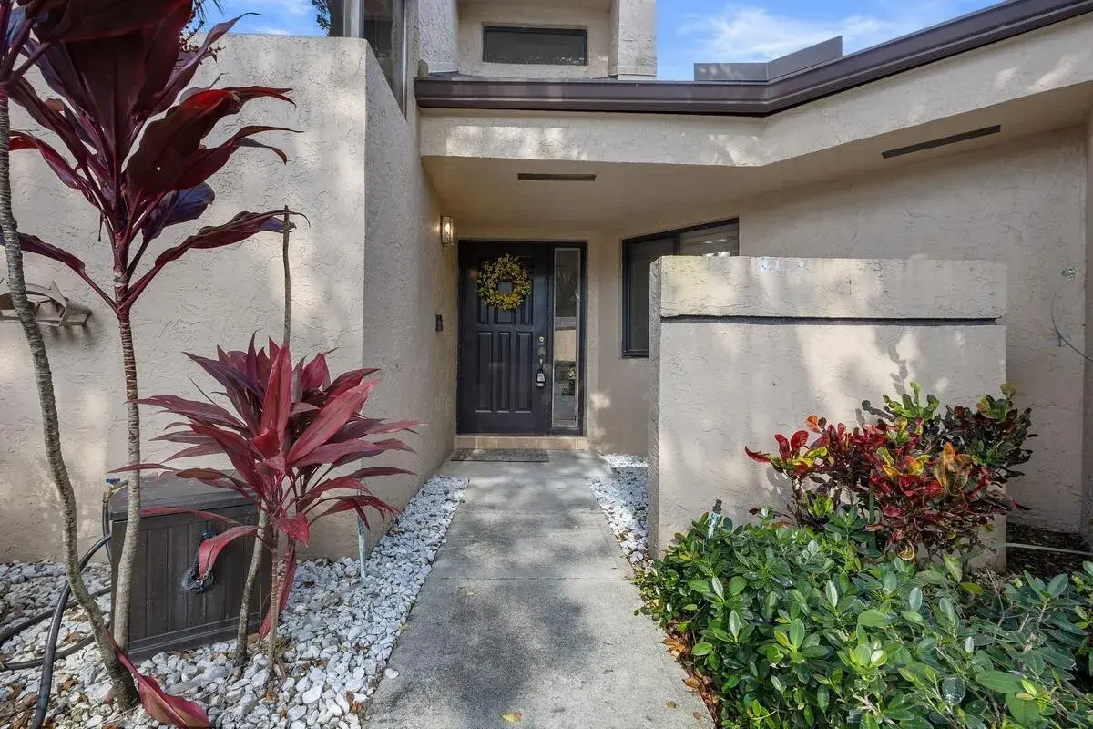 124 Chelsea Lane S, Plantation FL 33324