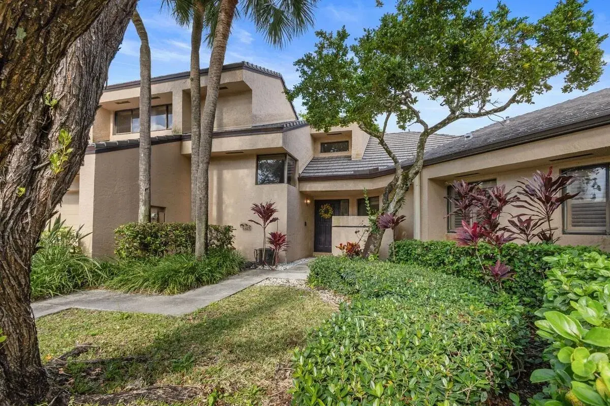 124 Chelsea Lane S, Plantation FL 33324