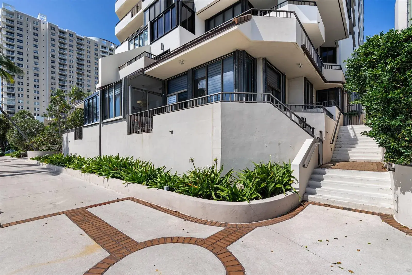 520 Brickell Key Drive # A200, Miami FL 33131